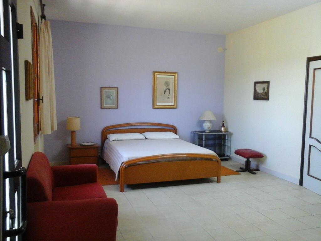 B&B Tio Pepe Розето дели Абруци Екстериор снимка
